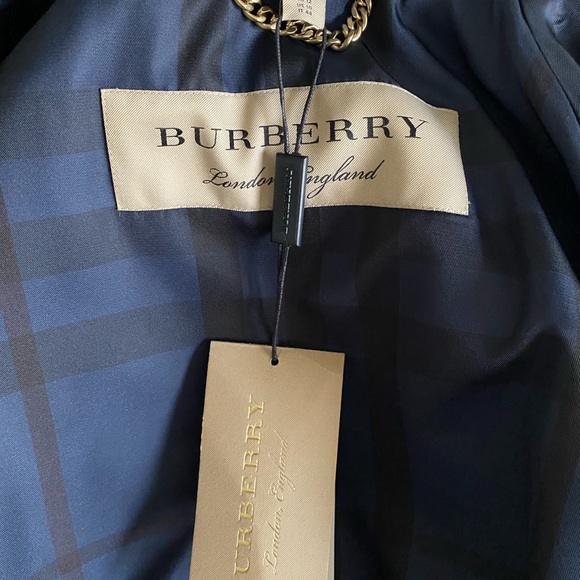 ⚡️Sale! Burberry Renwick Trench Coat - Picture 11 of 16